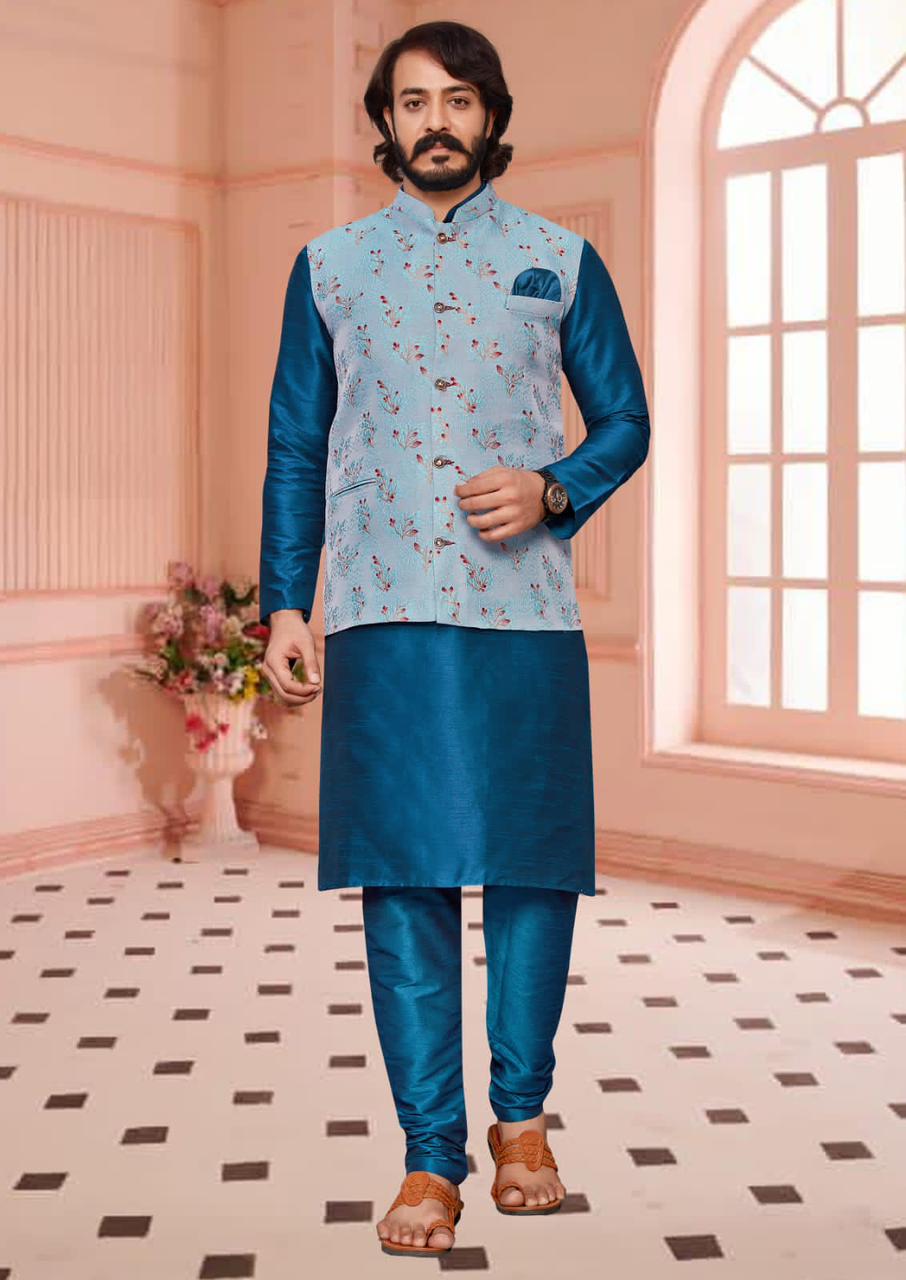 Jacquard Men's Kurta Pajama Jacket Set - border detail