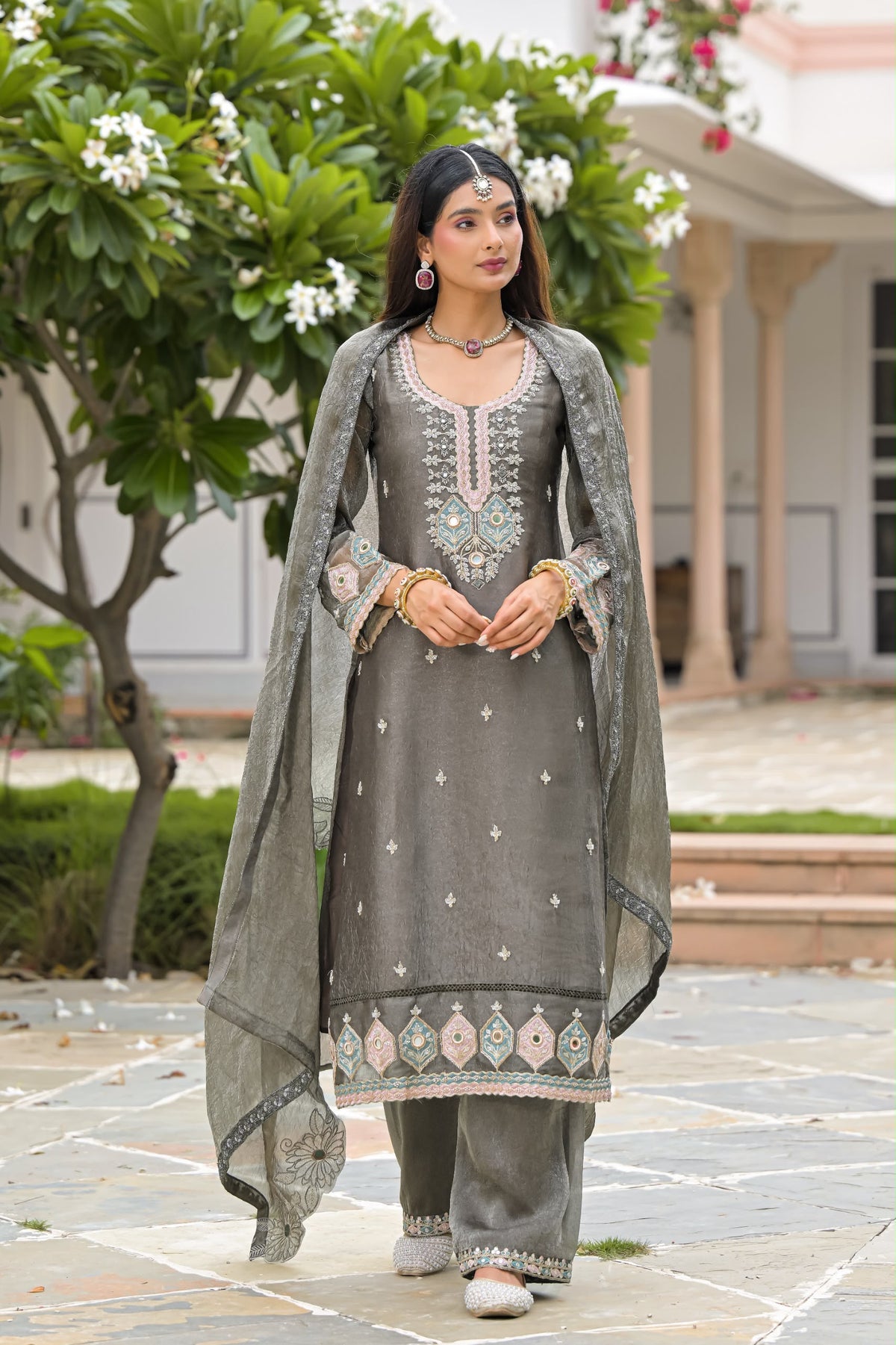 DN 50135 crush satin - fabric and embroidery detail | Desi Clothing USA